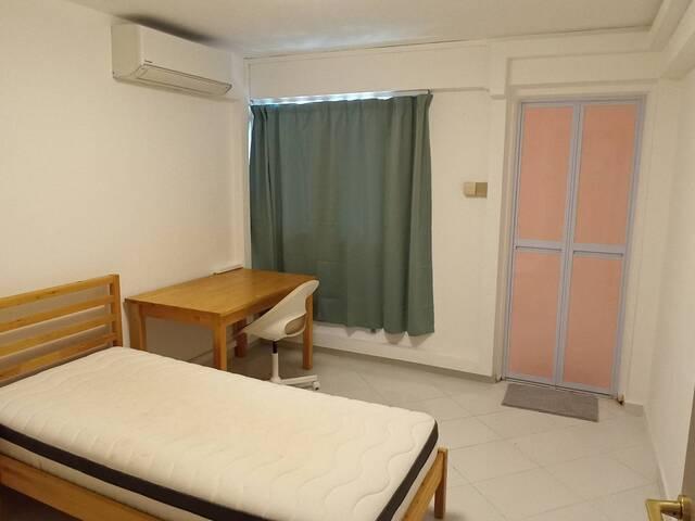 Room for rent