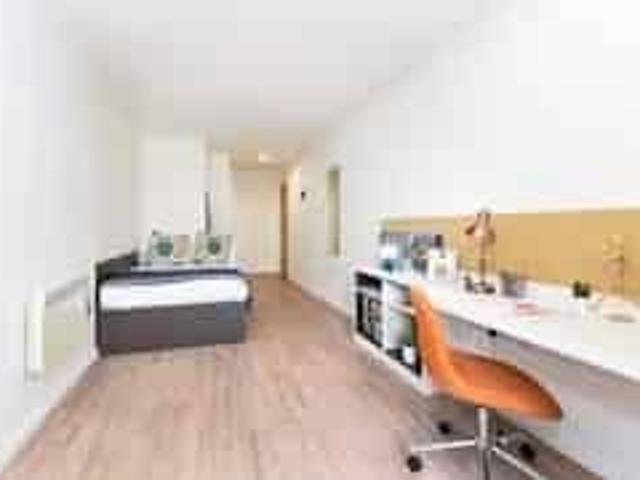 Room for rent in Northgate Village, Two Mills