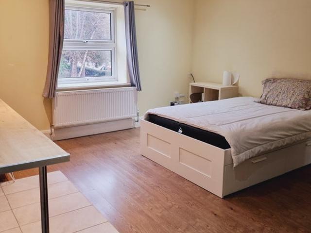 Apartment for rent in New Southgate, Greater London