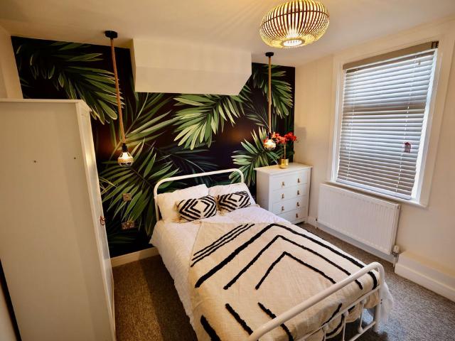 Room for rent in Roselands, Eastbourne
