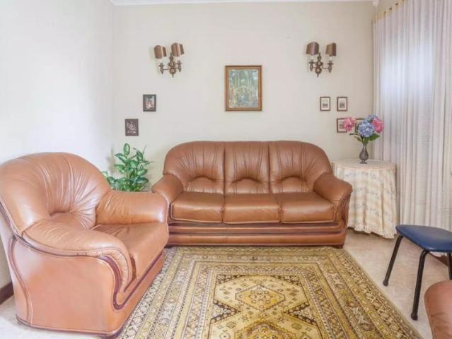 Apartamento alugar em Coimbra (Sé Nova, Santa Cruz, Almedina e São Bartolomeu), Coimbra