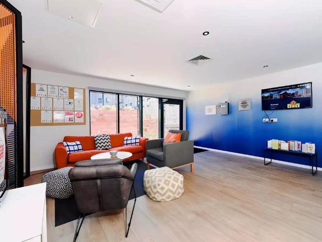 Room for rent in Northgate Village, Two Mills