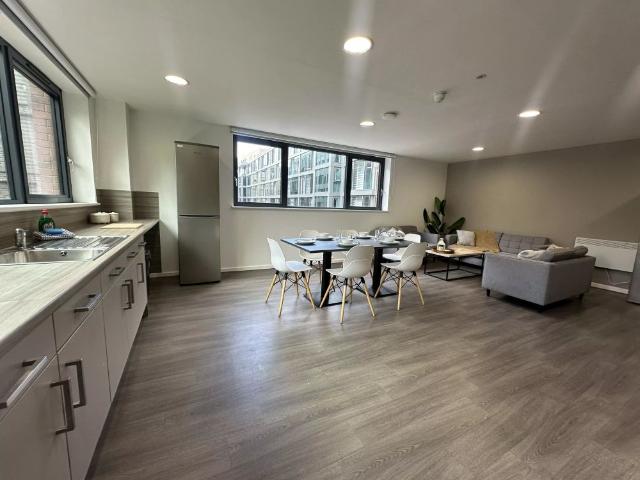 Room for rent in City Centre, South Yorkshire