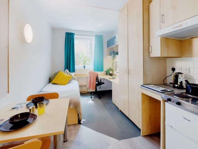 Studio for rent in Attenborough, East Midlands
