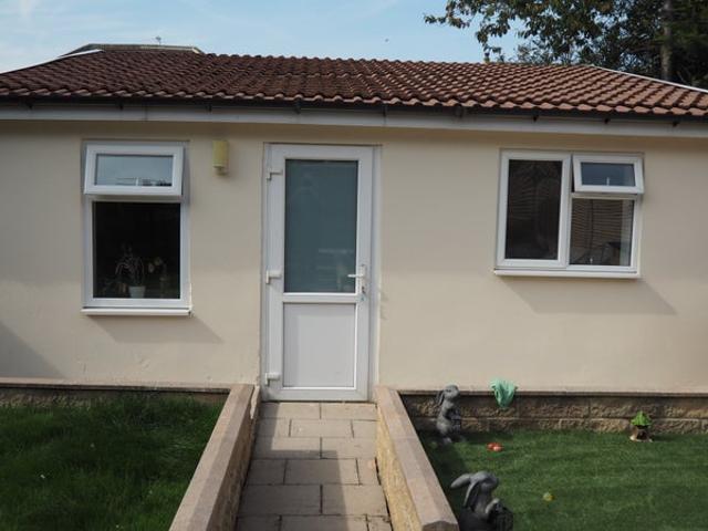 Studio for rent in Carr Manor, Leeds