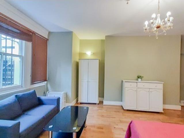 Studio for rent in Kensington, Greater London