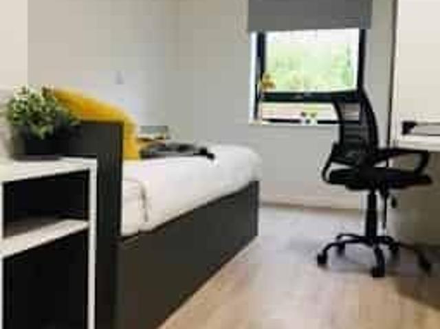 Room for rent in Northgate Village, Two Mills