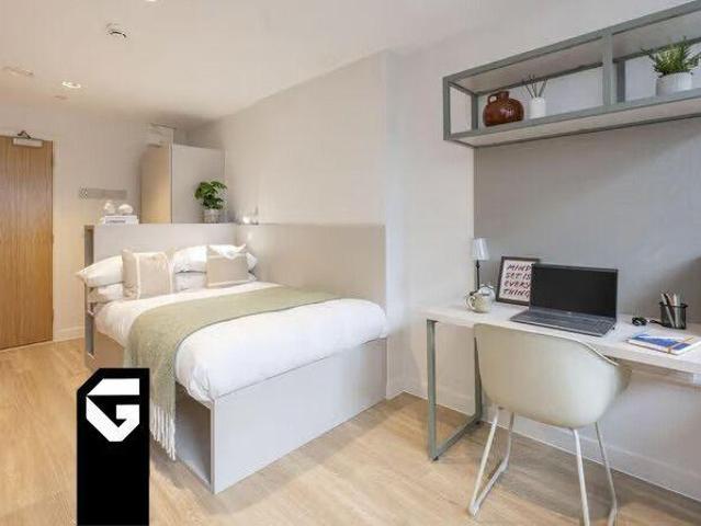 House for rent in Stokes Croft, Bristol