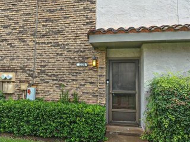 Condo for sale in Farmers Branch, Texas