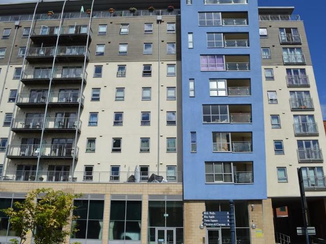 Apartment for rent in Horsell, Woking