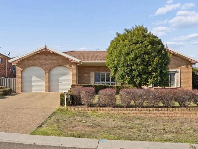 House for sale in Brisbane Grove, New South Wales