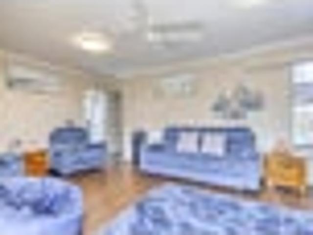 House for sale in Fairview Downs