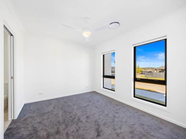 House for rent in Thrumster, New South Wales