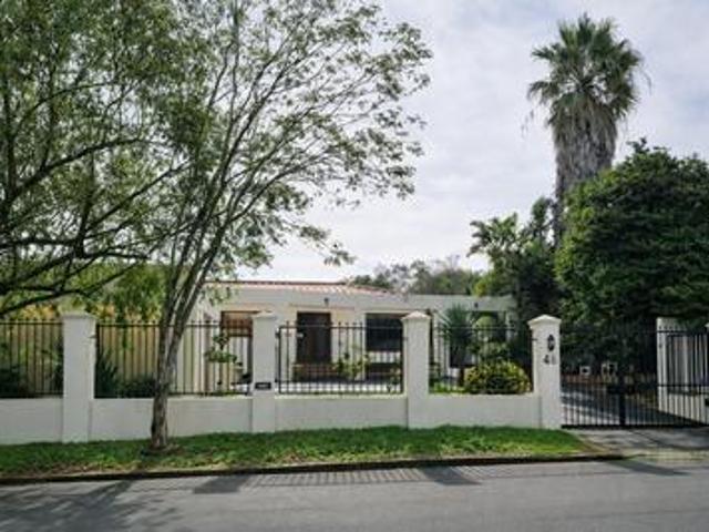 House for sale in West Coast, Riebeeck Valley