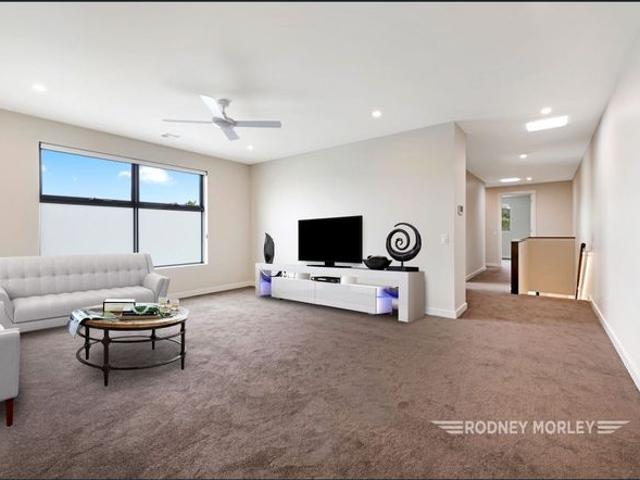 Townhouse for rent in Caulfield, Melbourne