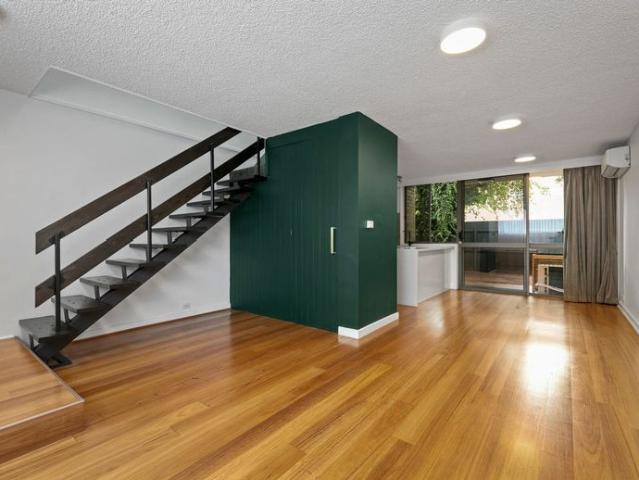 Townhouse for rent in Camerons Creek, Victoria