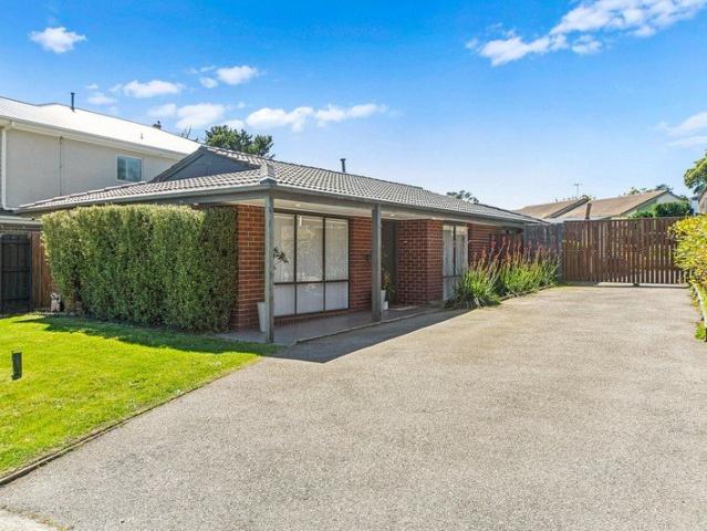 House for sale in Langwarrin, Melbourne