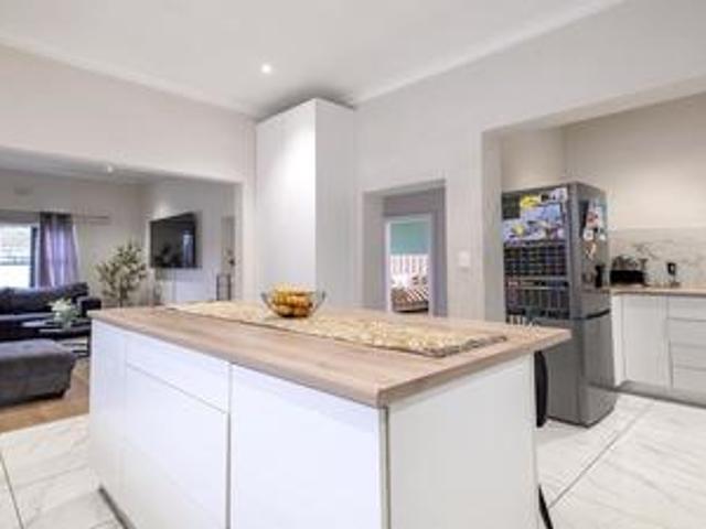 House for sale in Parow, Western Cape