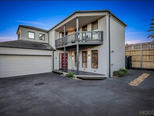 House for rent in Parkdale, Melbourne