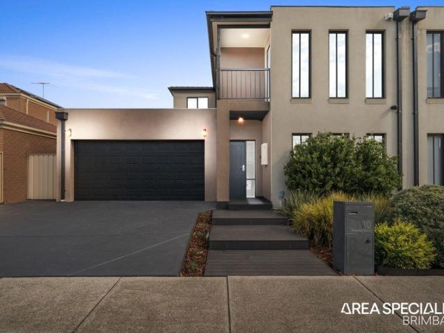 House for sale in Cairnlea, Melbourne