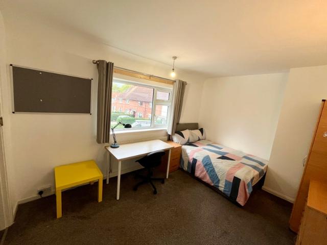 House for rent in Lenton Abbey, Haddon