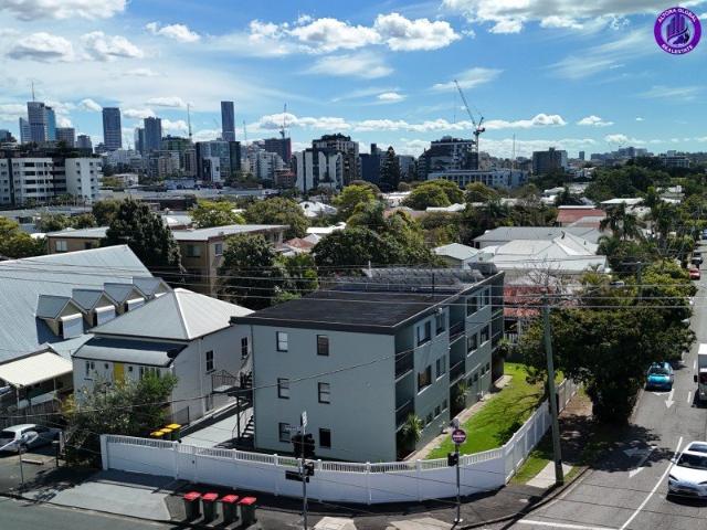 Flat for sale in Toombul, Queensland