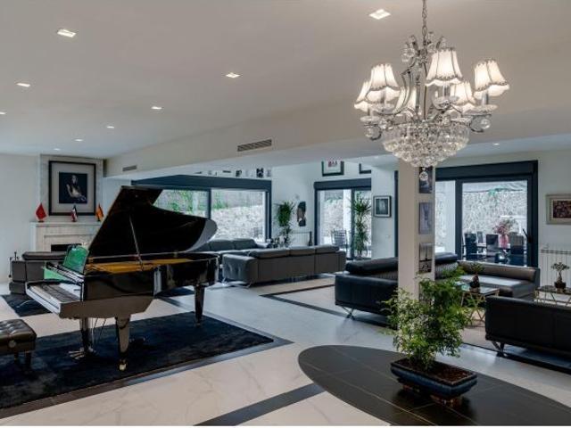 Casa en venta en Madrid, Piovera