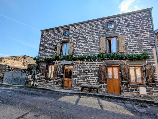 Maison vente à Riom, Entraigues