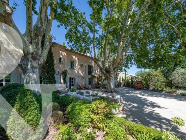 Maison vente à Arles, Paradou