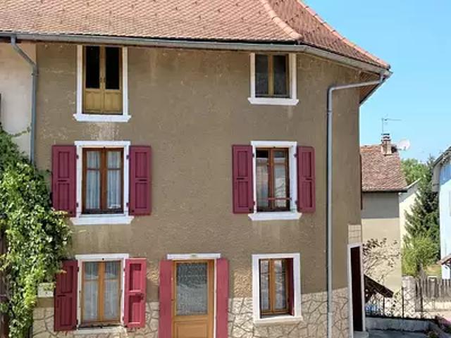 Maison location à Grenoble, Entre-deux-guiers