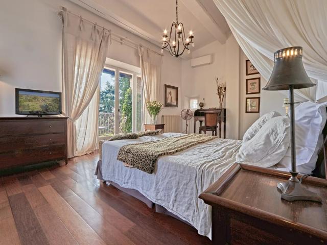 Maison vente à Arrondissement de Toulon, La Londe-les-maures
