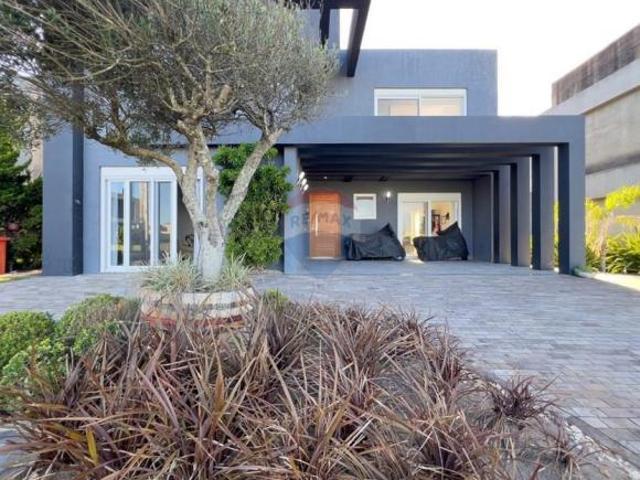 Casa venda em Região Geográfica Imediata de Tramandaí - Osório, Aglomeração Urbana do Litoral Norte