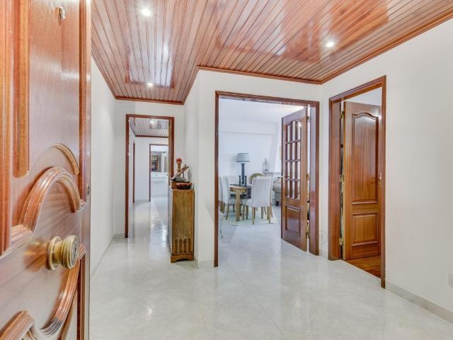 Apartamento venda em Carnide, Lisboa