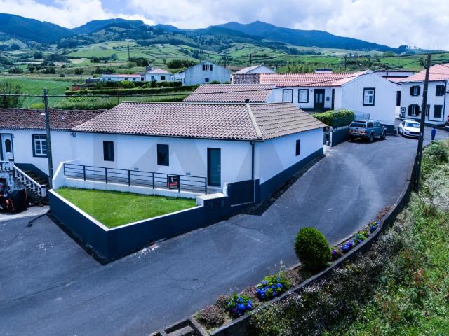Casa venda em Açores, Lomba Da Fazenda