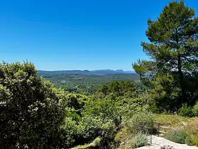 Maison vente à Brignoles, Entrecasteaux
