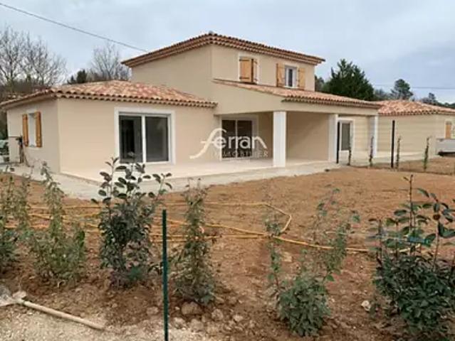 Maison location à Entrecasteaux, Var