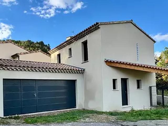 Maison vente à Carpentras, Entrechaux