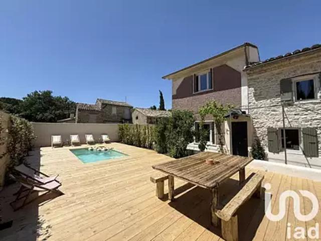 Maison vente à Carpentras, Entrechaux