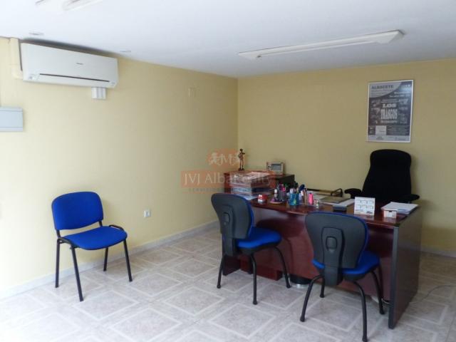 Oficina en venta en Miralcampo, Albacete
