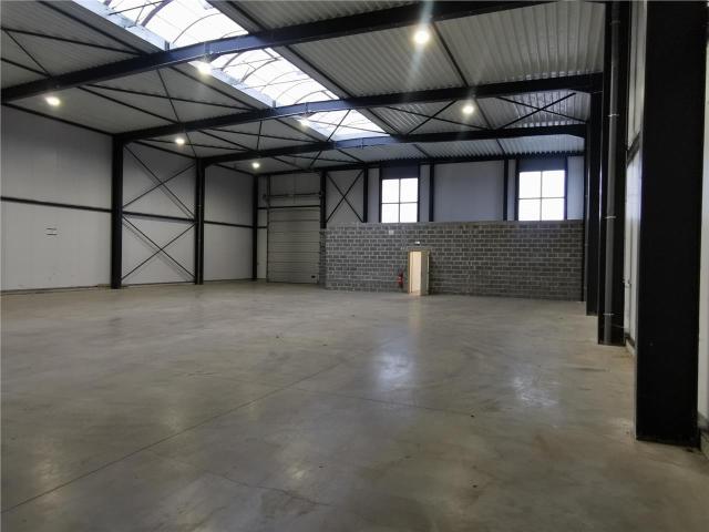 Local Commercial location à Valenciennes, Rouvignies