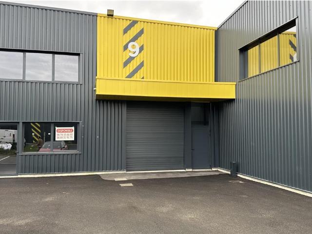 Local Commercial vente à Bourg-en-Bresse, Ars-sur-formans