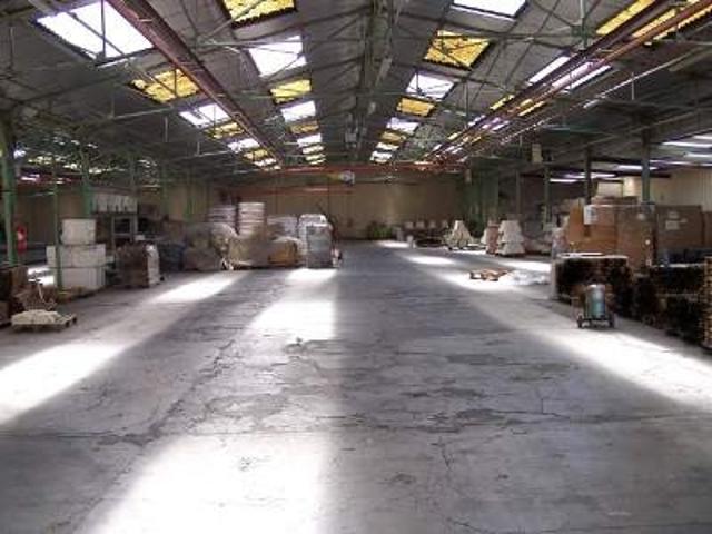 Local Commercial vente à Auxerre, Saint-florentin