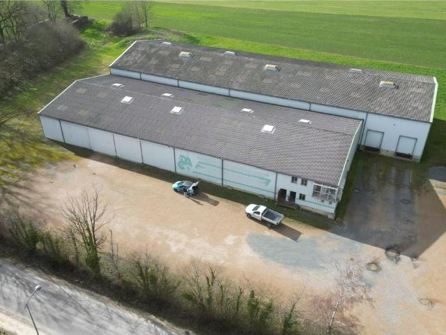 Local Commercial vente à Nogent-le-Rotrou, Thiron Gardais