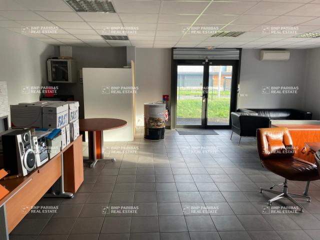 Local Commercial vente à Bordeaux, Blanquefort