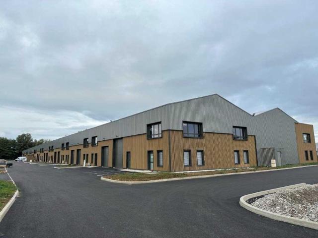 Local Commercial vente à La Tour-du-Pin, Bourgoin-jallieu