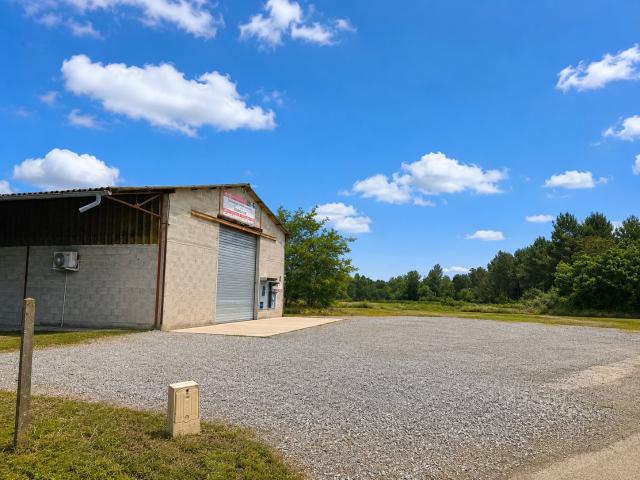 Local Commercial vente à Mont-de-Marsan, Saint-pierre-du-mont
