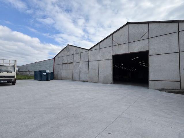 Local Commercial location à Orléans, Saint-jean-de-la-ruelle