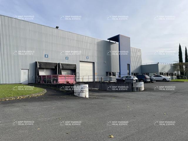 Local Commercial location à Bordeaux, Blanquefort