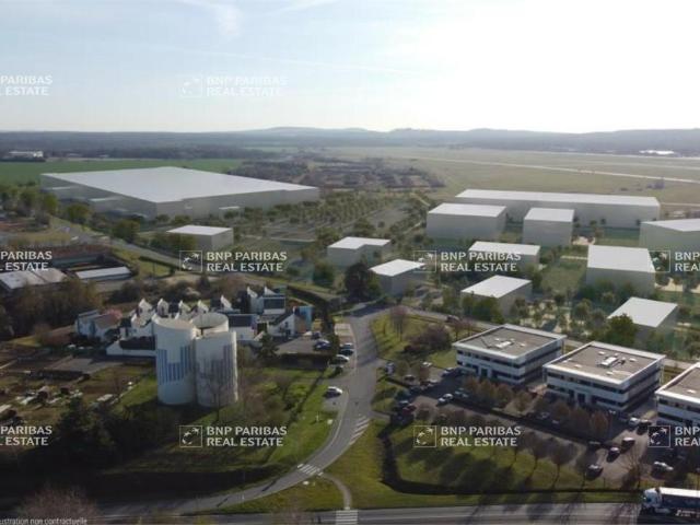 Local Commercial location à Senlis, Creil