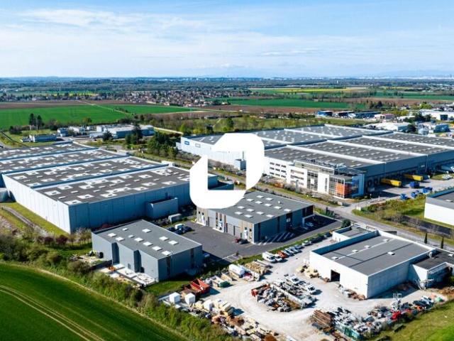 Local Commercial location à Bourg-en-Bresse, Dagneux